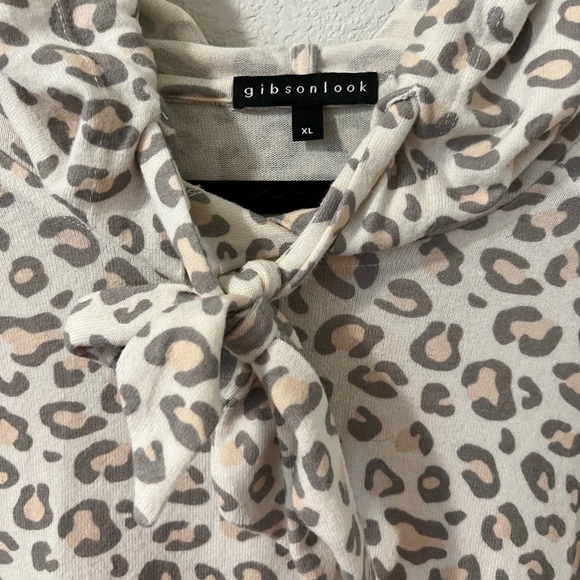 Leopard Print Hoodie Sweatshirt - Picture 2 of 4